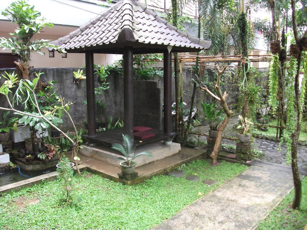 Gerhana Sari 2 Bungalows Ubud Exteriör bild